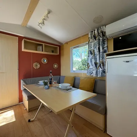 別荘 Le Romarin, Mobil-home Climatise Avec Vue Sur La *