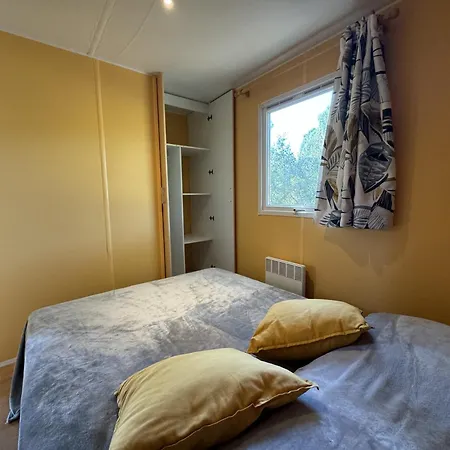 Le Romarin, Mobil-home Climatisé Avec Vue Sur La Сasa de vacaciones